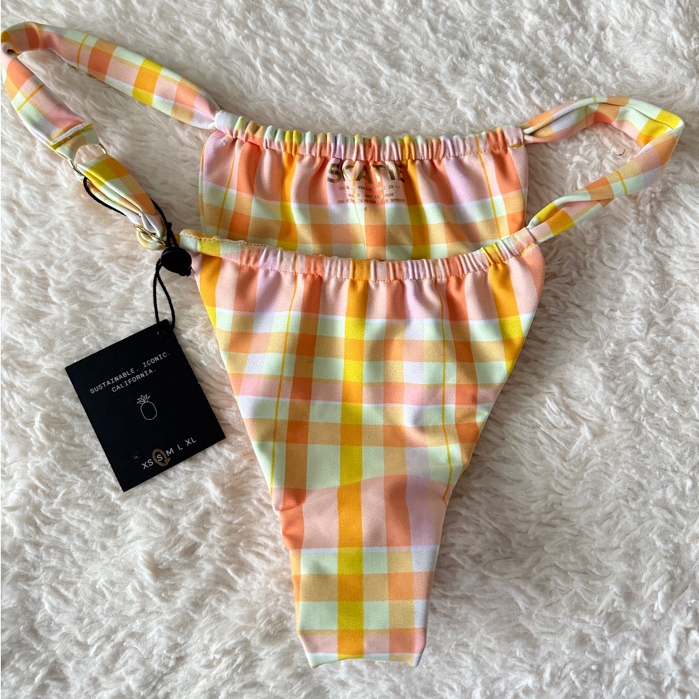 NWT Skatie Bikini bottom size M